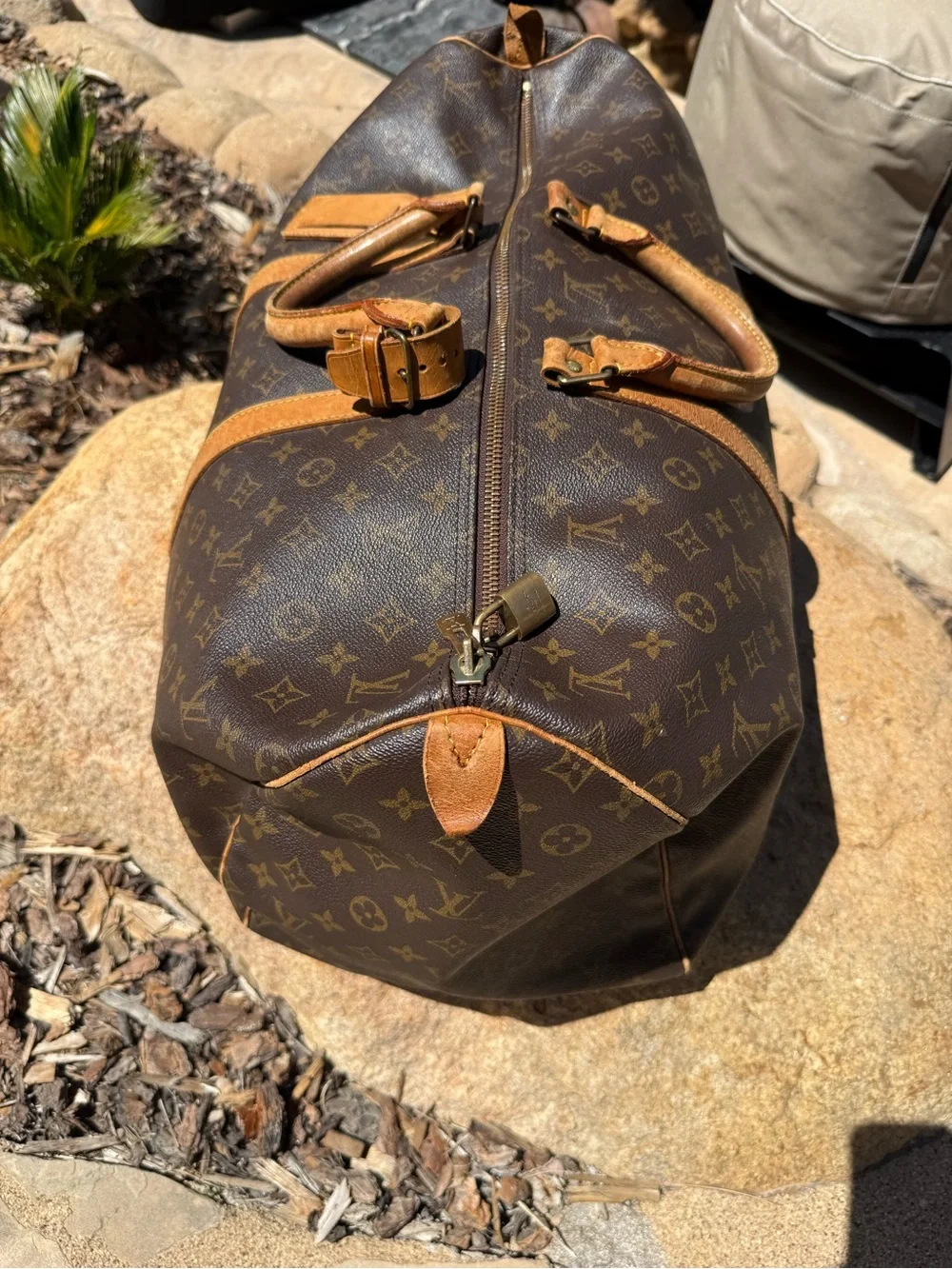 Authentic LOUIS VUITTON large duffel bag traveler tote w/ luggage tag lock
